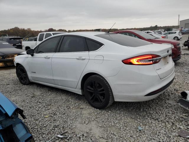 3FA6P0LU0JR177725 - 2018 FORD FUSION SE HYBRID WHITE photo 2