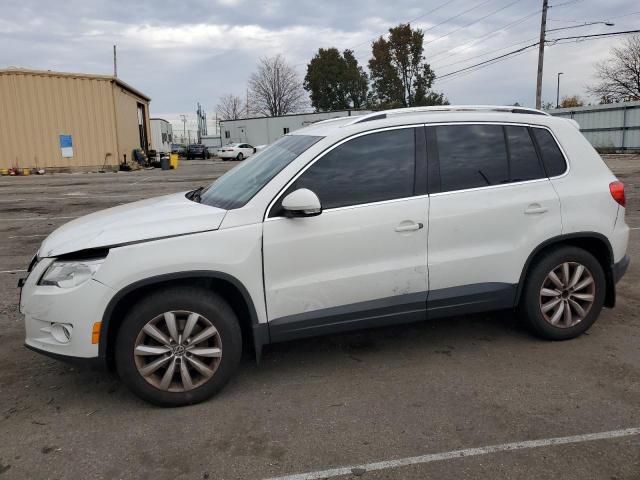 WVGBV7AX7BW530122 - 2011 VOLKSWAGEN TIGUAN S WHITE photo 1