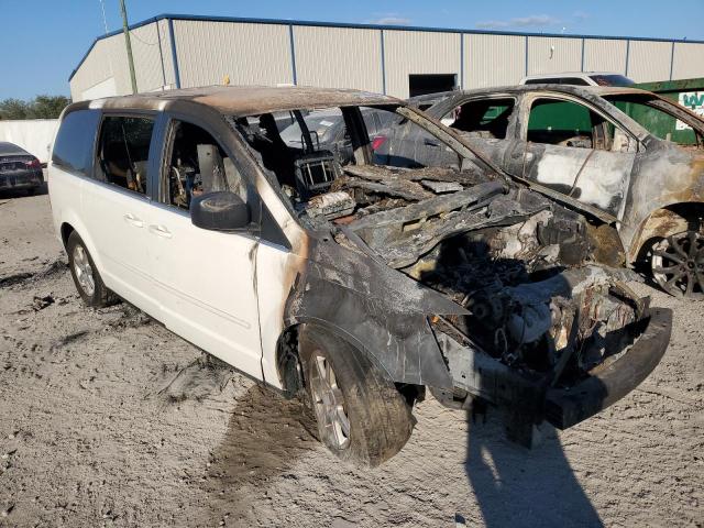 2A4RR2D13AR357086 - 2010 CHRYSLER TOWN & COU LX BURN photo 4