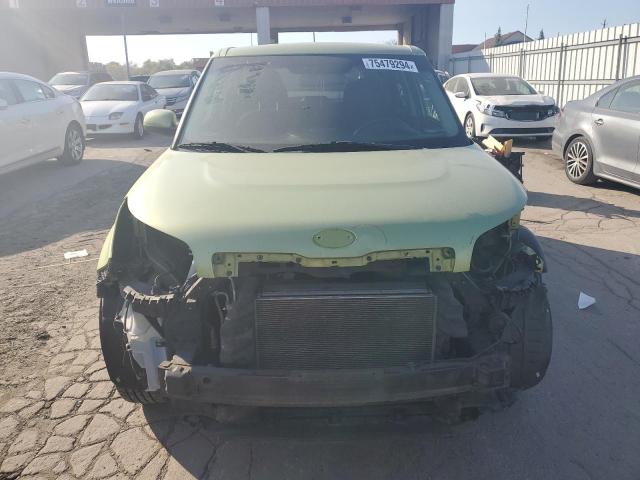 KNDJN2A26E7708253 - 2014 KIA SOUL GREEN photo 5