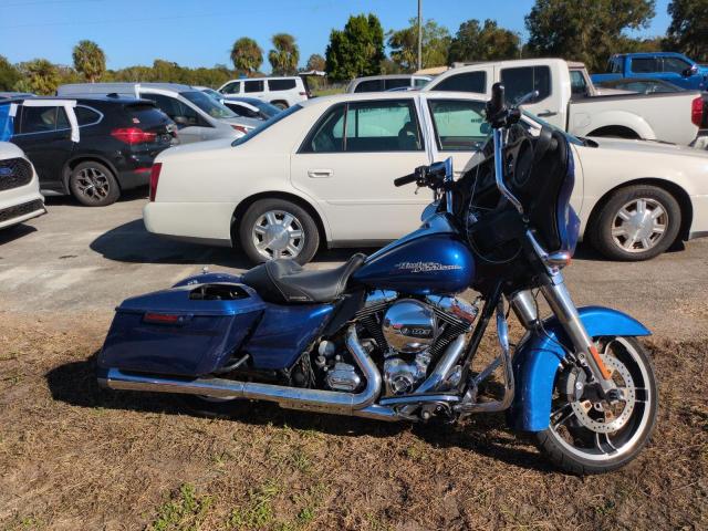 2015 HARLEY-DAVIDSON FLHX STREET GLIDE, 