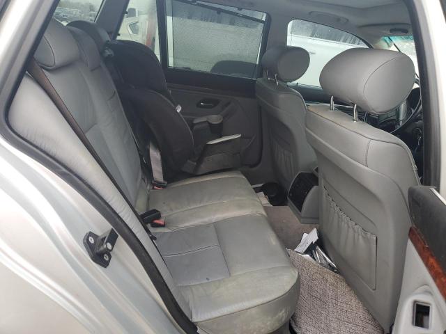WBADP6340YBV64677 - 2000 BMW 528 IT AUTOMATIC SILVER photo 10
