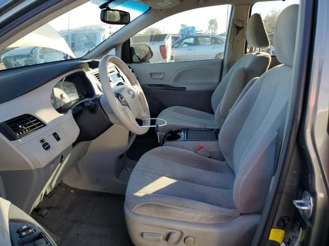 5TDKK3DC8BS163309 - 2011 TOYOTA SIENNA LE GRAY photo 7