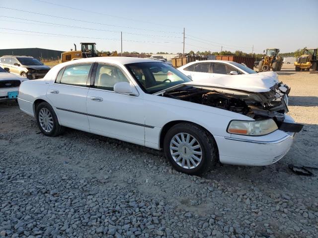 1LNHM81W95Y628989 - 2005 LINCOLN TOWN CAR SIGNATURE WHITE photo 4