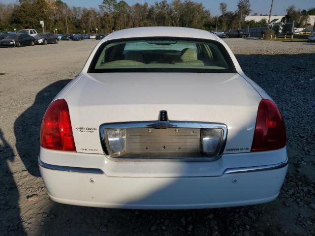 1LNHM81W95Y628989 - 2005 LINCOLN TOWN CAR SIGNATURE WHITE photo 6