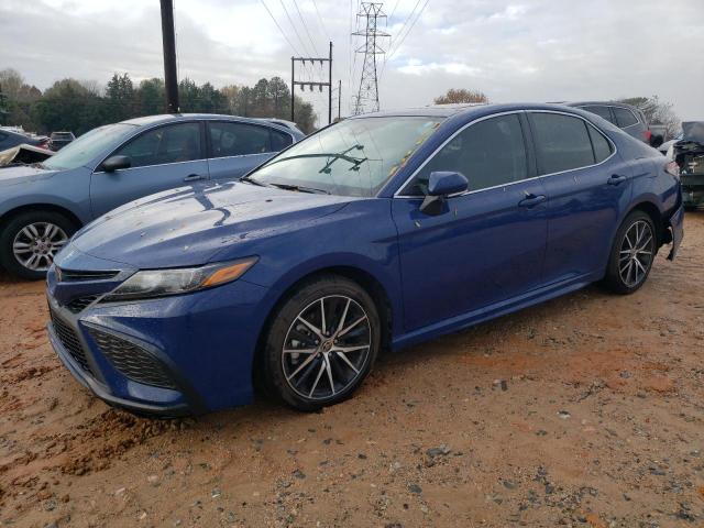 4T1T11AK1PU085008 - 2023 TOYOTA CAMRY SE NIGHT SHADE BLUE photo 1