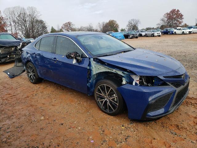 4T1T11AK1PU085008 - 2023 TOYOTA CAMRY SE NIGHT SHADE BLUE photo 4