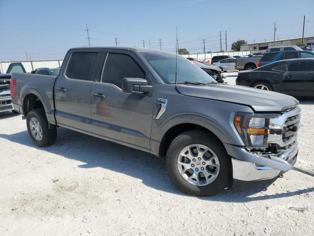 1FTFW1E88PKF76186 - 2023 FORD F150 SUPERCREW GRAY photo 4