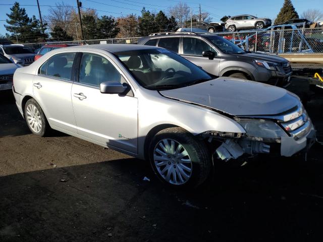 3FADP0L31BR110499 - 2011 FORD FUSION HYBRID SILVER photo 4