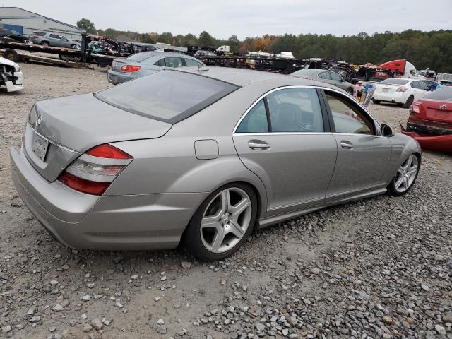 WDDNG71X48A227578 - 2008 MERCEDES-BENZ S 550 SILVER photo 3