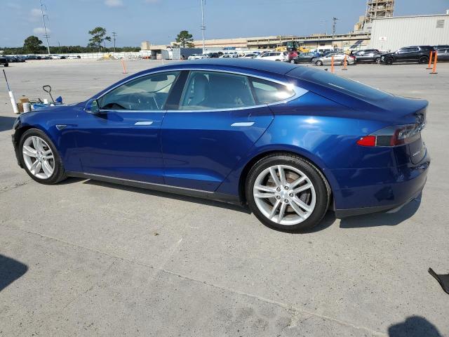 5YJSA1E28FF108026 - 2015 TESLA MODEL S 蓝色 照片 2