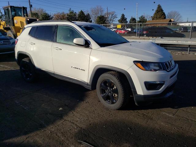 3C4NJDBB2HT681561 - 2017 JEEP COMPASS LATITUDE WHITE photo 4