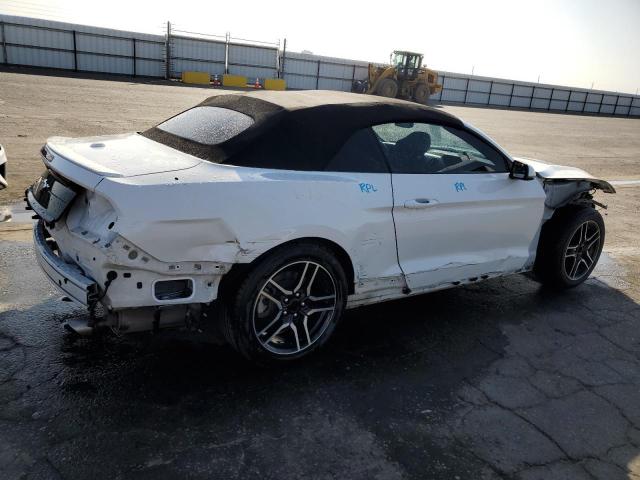 1FATP8UH9L5112526 - 2020 FORD MUSTANG WHITE photo 3