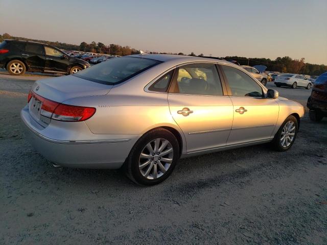 KMHFC46F09A393408 - 2009 HYUNDAI AZERA SE SILVER photo 3