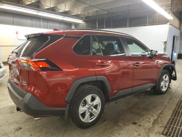 2T3RWRFV3LW090323 - 2020 TOYOTA RAV4 XLE RED photo 3