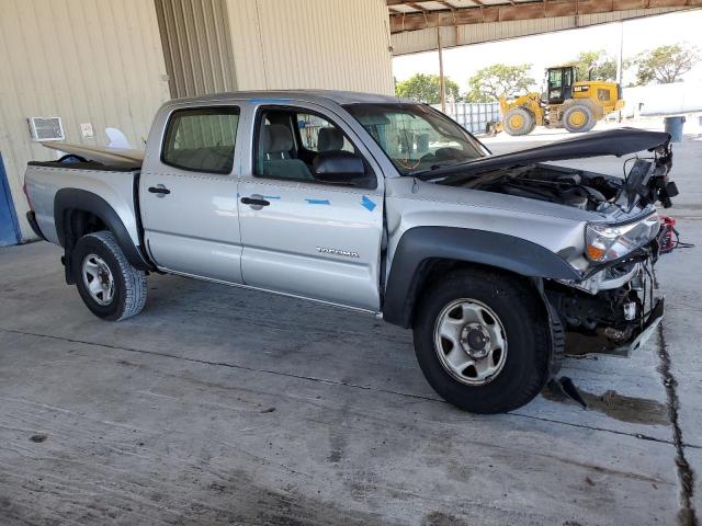 5TEJU62NX8Z558700 - 2008 TOYOTA TACOMA DOUBLE CAB PRERUNNER SILVER photo 4