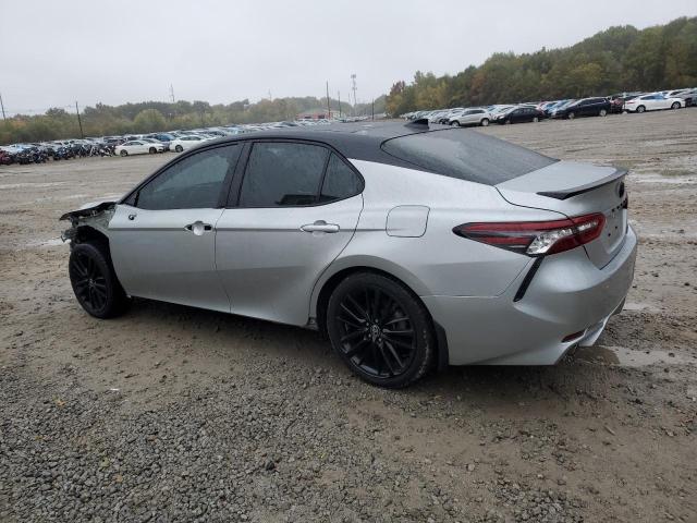 4T1K61BK7MU033616 - 2021 TOYOTA CAMRY XSE SILVER photo 2