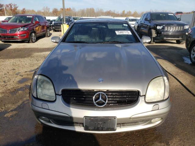 WDBKK49F84F302347 - 2004 MERCEDES-BENZ SLK 230 KOMPRESSOR SILVER photo 5