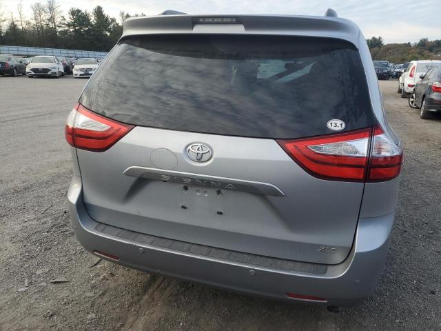 5TDYK3DC8FS675054 - 2015 TOYOTA SIENNA XLE SILVER photo 6