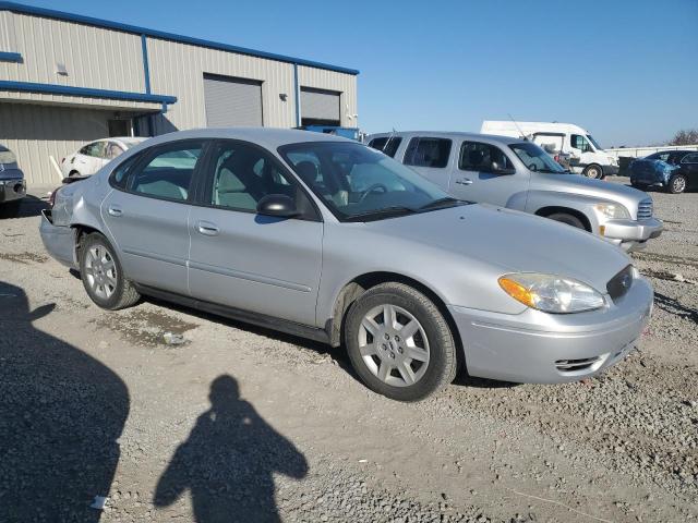 1FAFP53U26A199157 - 2006 FORD TAURUS SE SILVER photo 4