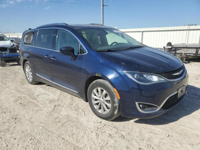 2C4RC1BG0JR104932 - 2018 CHRYSLER PACIFICA TOURING L BLUE photo 4