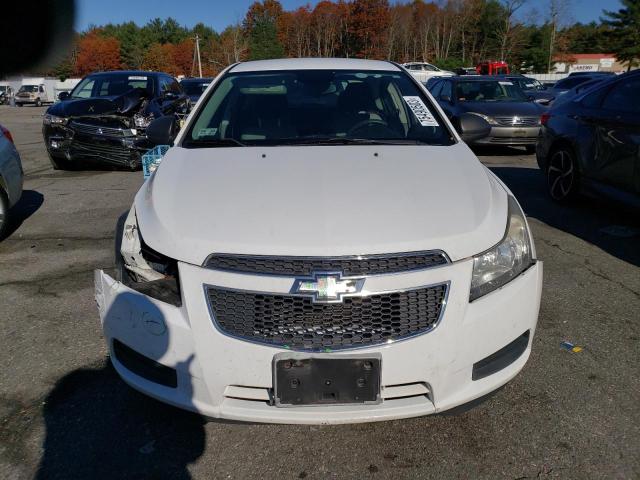 1G1PA5SG1D7182834 - 2013 CHEVROLET CRUZE LS WHITE photo 5