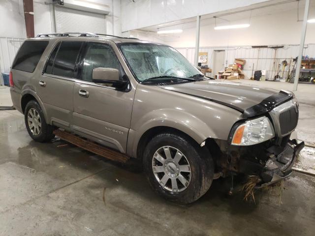 5LMFU28R54LJ42919 - 2004 LINCOLN NAVIGATOR 银色 照片 4