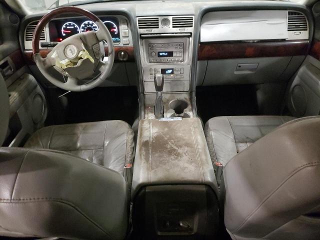 5LMFU28R54LJ42919 - 2004 LINCOLN NAVIGATOR 银色 照片 8