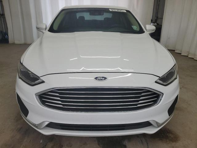 3FA6P0CD6KR127509 - 2019 FORD FUSION SEL WHITE photo 5