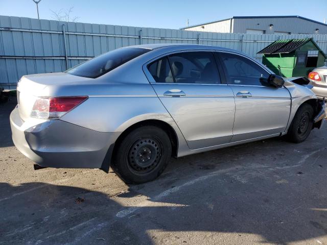 1HGCP26388A132629 - 2008 HONDA ACCORD LX SILVER photo 3