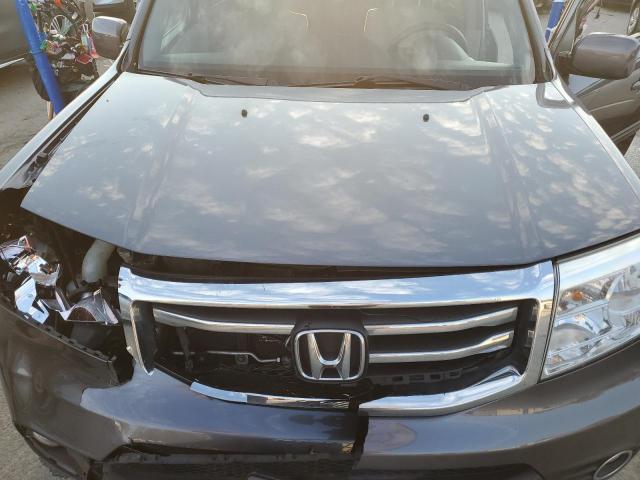 5FNYF4H34FB076919 - 2015 HONDA PILOT SE GRAY photo 12