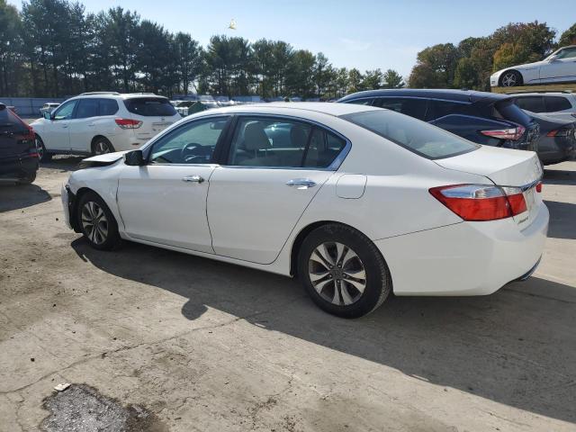 1HGCR2F33DA152856 - 2013 HONDA ACCORD LX WHITE photo 2