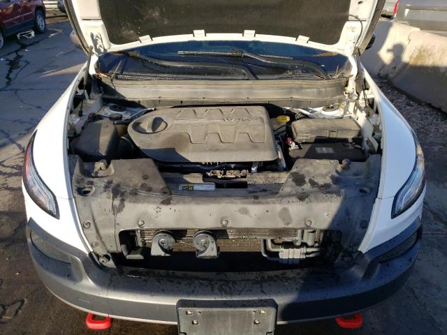 1C4PJMBS6FW523112 - 2015 JEEP CHEROKEE TRAILHAWK WHITE photo 11