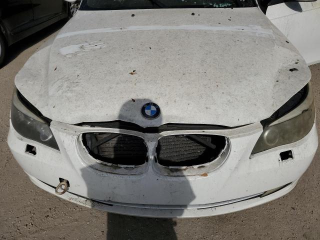 WBANU53508CT14298 - 2008 BMW 528 I WHITE photo 11