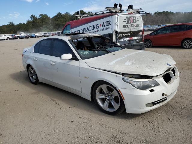 WBANU53508CT14298 - 2008 BMW 528 I WHITE photo 4