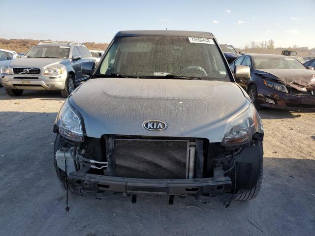 KNDJT2A23B7292874 - 2011 KIA SOUL + SILVER photo 5