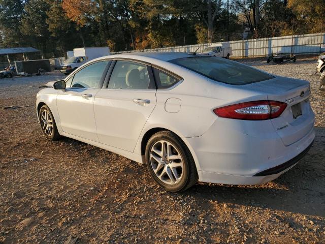 3FA6P0H77ER278091 - 2014 FORD FUSION SE WHITE photo 2