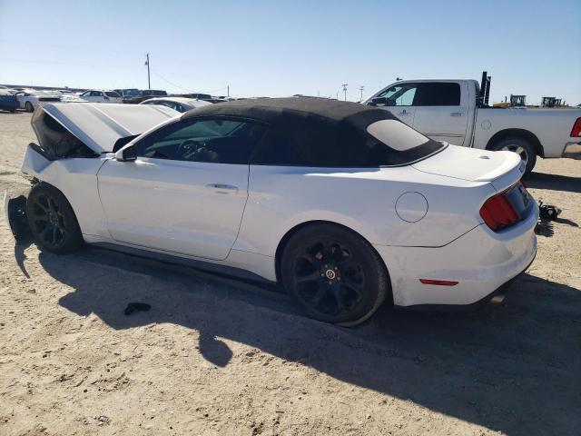 1FATP8UH2H5205587 - 2017 FORD MUSTANG WHITE photo 2