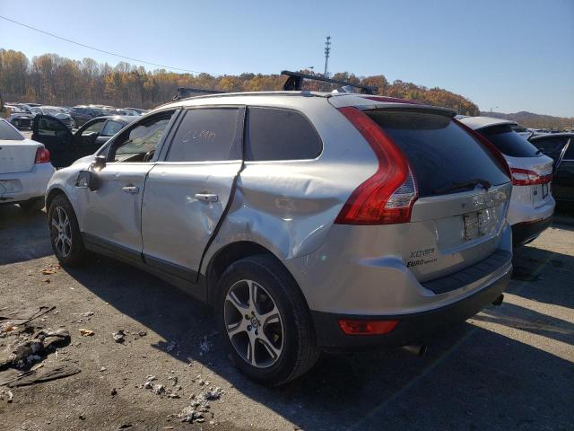 YV4952DL4C2319514 - 2012 VOLVO XC60 3.2 SILVER photo 2