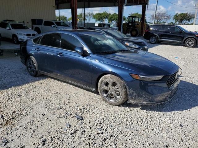 1HGCY1F36RA039875 - 2024 HONDA ACCORD EX BLUE photo 4