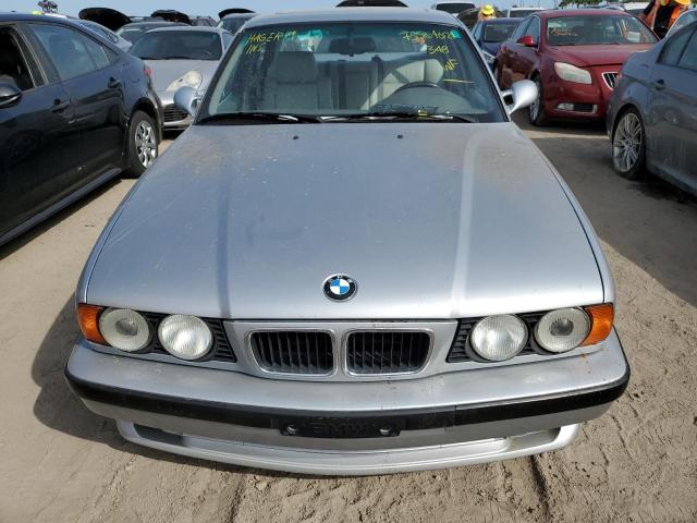 WBAHE6321SGF34428 - 1995 BMW 540 I AUTOMATIC 银色 照片 5