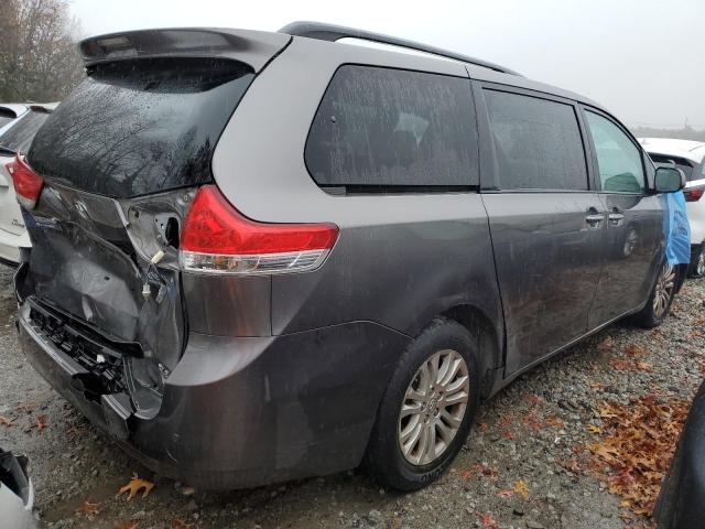 5TDYK3DC5BS148230 - 2011 TOYOTA SIENNA XLE GRAY photo 3