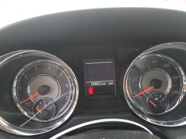 2C4RC1BG4FR560651 - 2015 CHRYSLER TOWN & COU TOURING RED photo 9