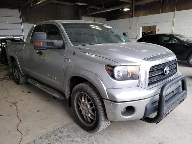 5TFRV541X8X035558 - 2008 TOYOTA TUNDRA DOUBLE CAB GRAY photo 4