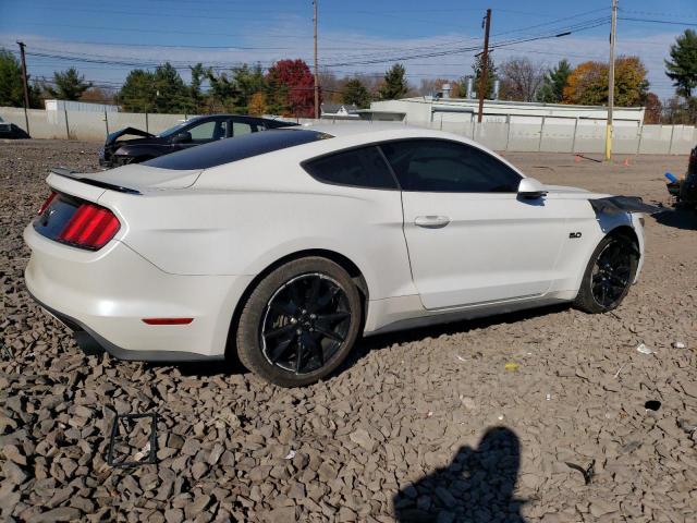 1FA6P8CF8H5305349 - 2017 FORD MUSTANG GT WHITE photo 3