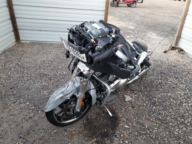 1HD1KHC17PB654458 - 2023 HARLEY-DAVIDSON FLTRX 银色 照片 2