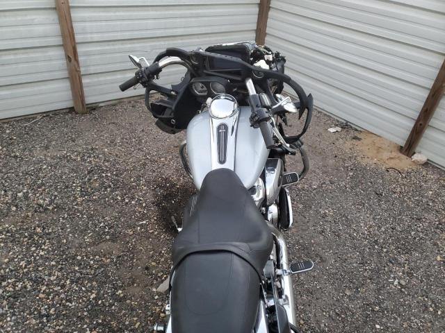 1HD1KHC17PB654458 - 2023 HARLEY-DAVIDSON FLTRX 银色 照片 5