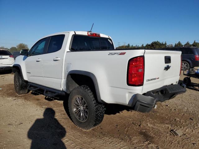 1GCGTEEN6J1236672 - 2018 CHEVROLET COLORADO ZR2 WHITE photo 2