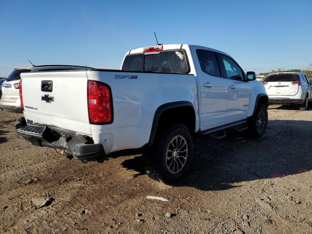 1GCGTEEN6J1236672 - 2018 CHEVROLET COLORADO ZR2 WHITE photo 3