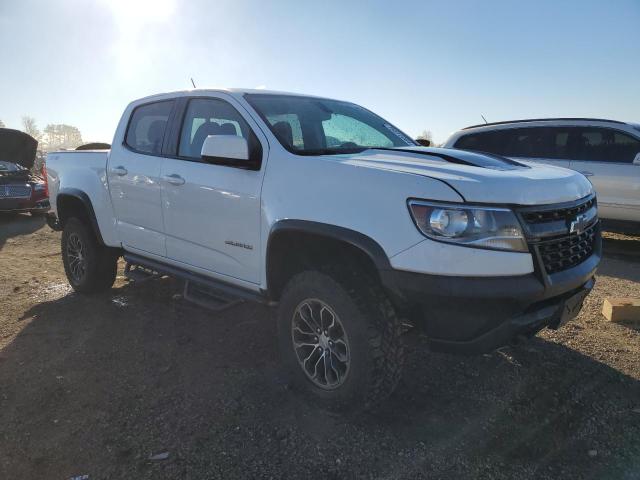 1GCGTEEN6J1236672 - 2018 CHEVROLET COLORADO ZR2 WHITE photo 4